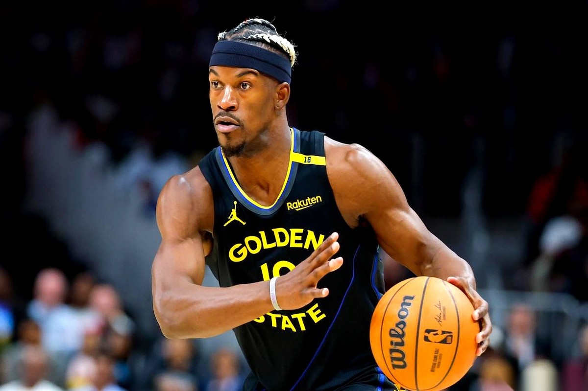 热火队总裁帕特莱利一句话，把天聊死了。 他对着镜头说：“回顾我们送走巴...