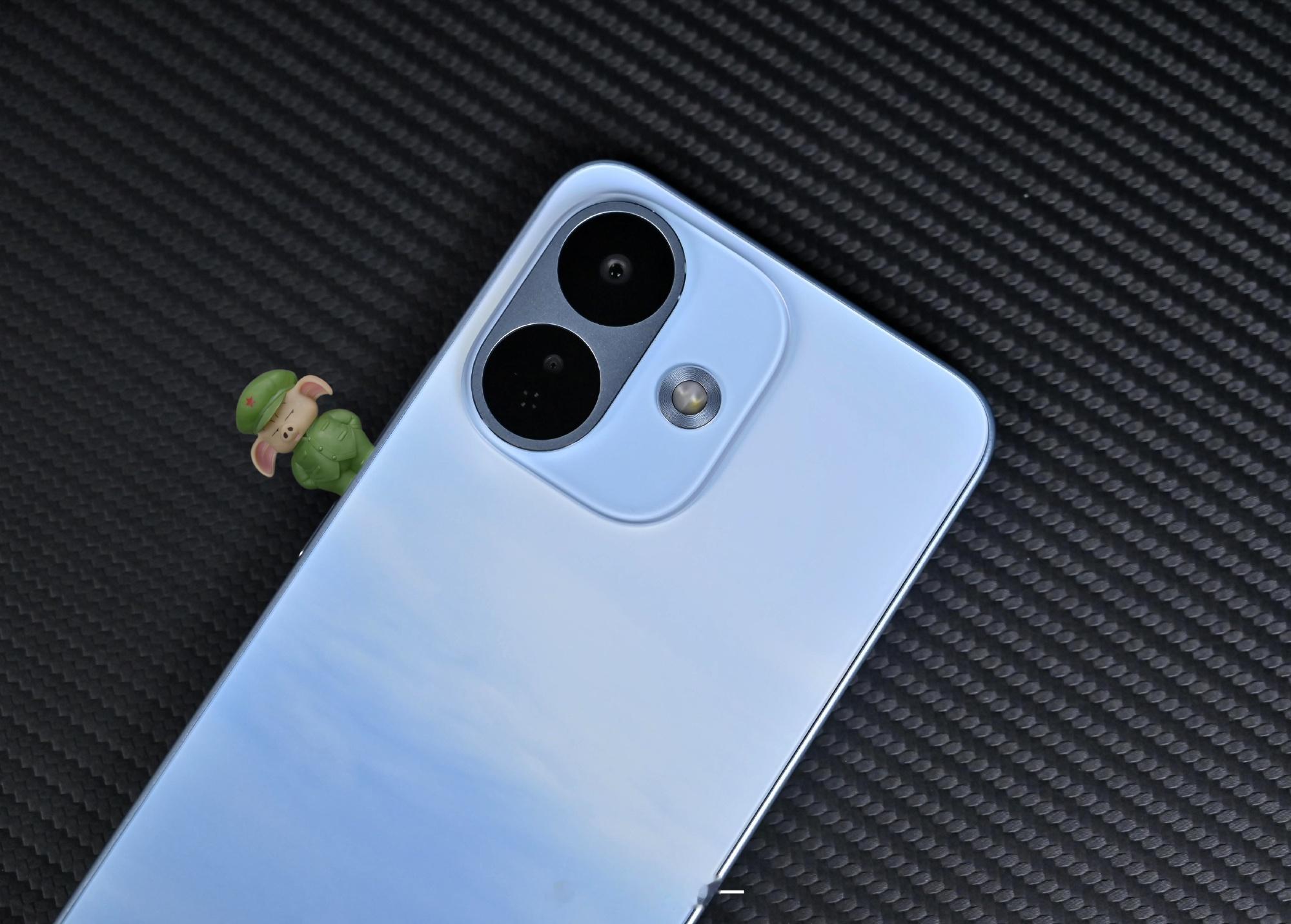 这几天一直在体验国民小金刚Redmi Note 17 Pro，体验非常...