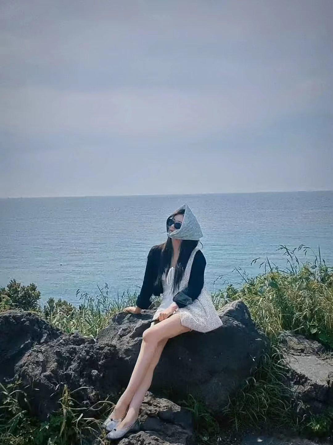 #赵露思[超话]# zls#赵露思许妍zls# zls#许我耀眼腾讯热度破32000# 

产出 ​