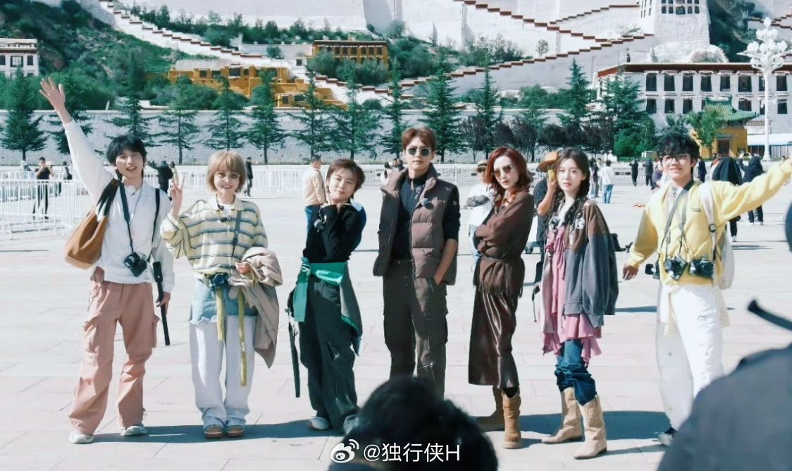#芒果真的拍了再见朋友# 窝趣芒果真的拍了再见朋友啊？#后会友期# 它真的来了！虽然网友期待的那些大牌都没有上，但是也值得看看🥭#综艺[超话]##后会友期有黄婷婷##大哥小助理# ​