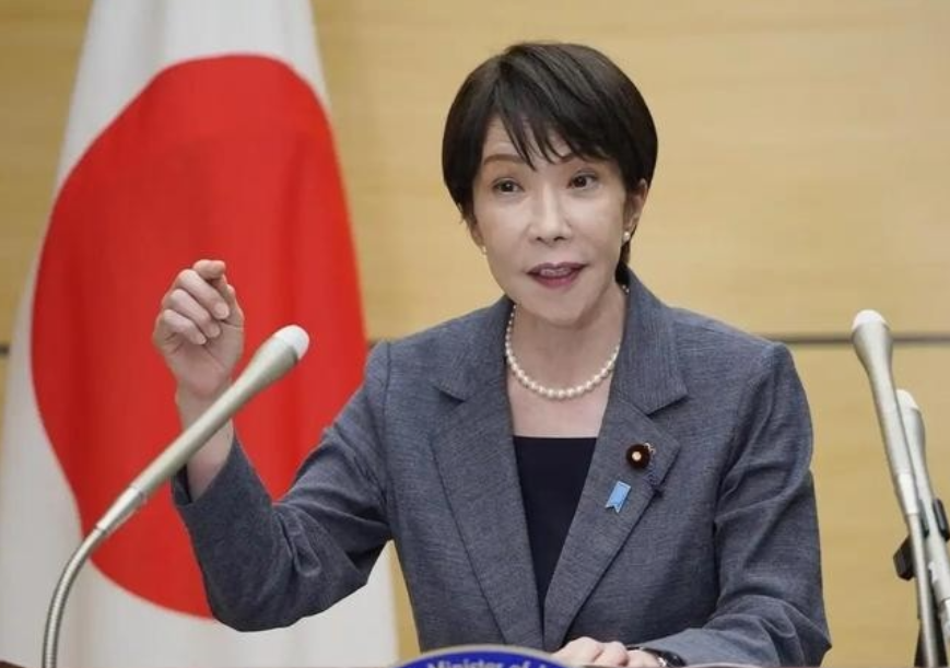 稀土供应链博弈进入白热化！中国对日本几种关键中重稀土近乎断供已经大半年，没想到日本悄无声息地找到了一条解决稀土短板的新路径。但日本现在最担心的，是工厂下一批镝、铽和钇从哪里来；到了2026年9月，这个问题依然没有真正解决。

这件事最容易被误解的地方，就是很多人一听“稀土”，以为17种稀土元素都装在
