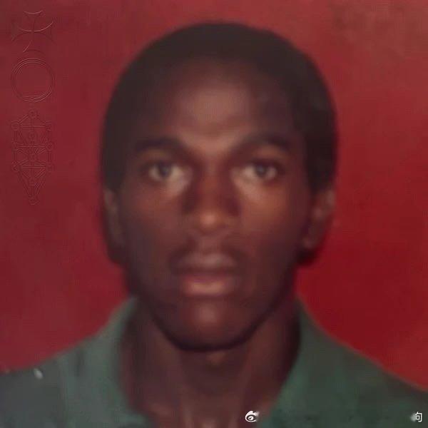 丁克听完生了

Daniel Caesar《Have A Baby (With Me)》 ​