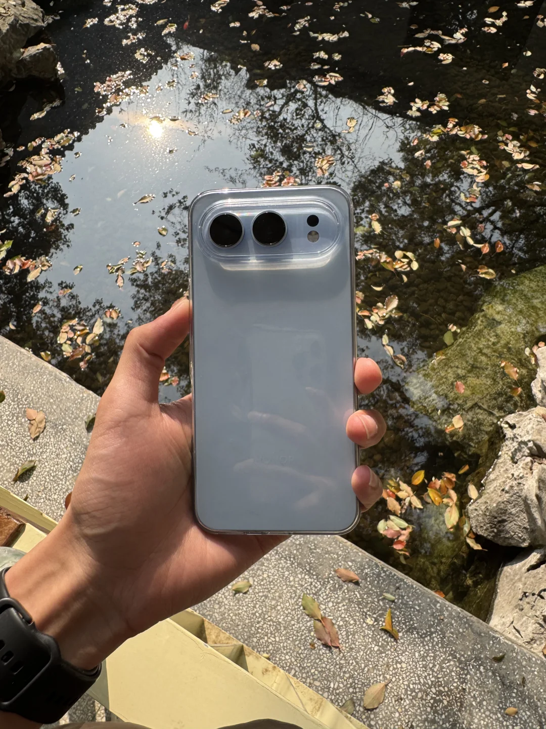 别被苹果骗了，大家没发现吗？ 为啥很多女生宁愿忍受苹果那像照妖镜一样的...