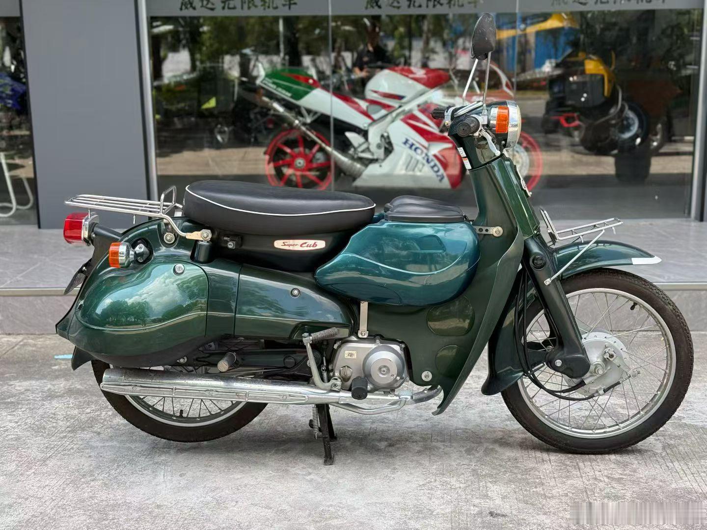 收藏级别！1999年!本田（大春袋）幼兽 HONDA CUB C90全车原漆化油版三档循环自动离合脚启动 随车工具 仅此一台！#本田[超话]# ​