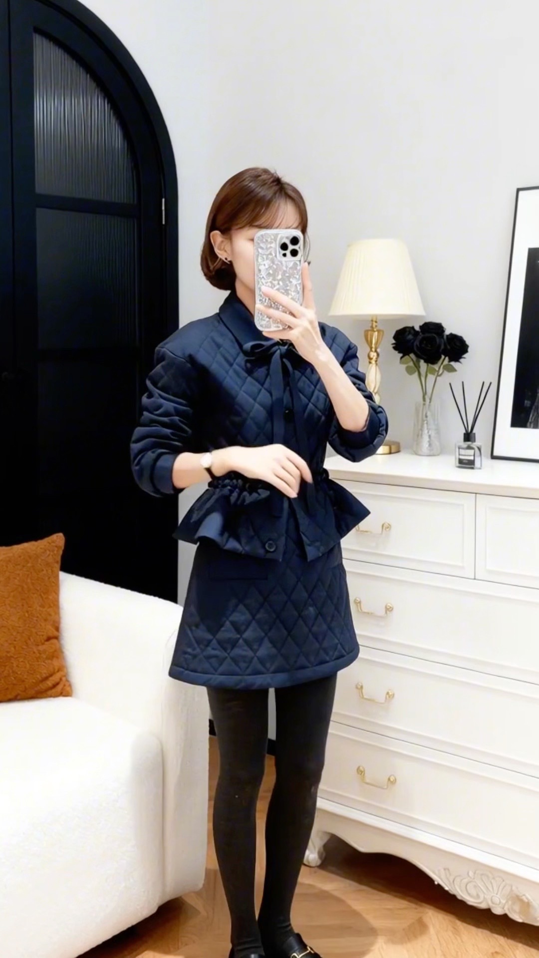 <p>甜美风穿搭 时尚套装 秋冬穿搭 收腰显瘦 洋气减龄 <!--{i...