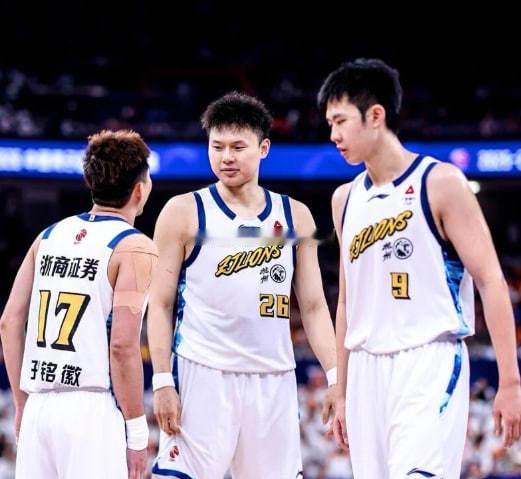 0-2落后，广厦想翻盘？这三条缺一不可  总决赛0-2，CBA历史上还...