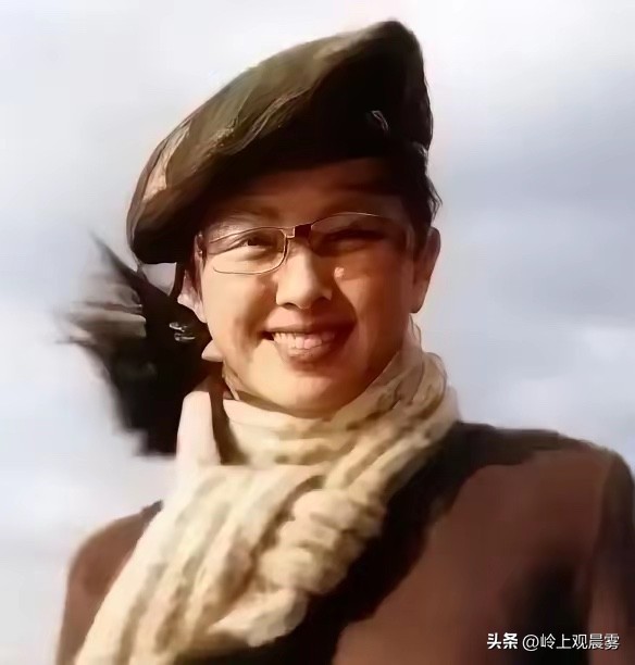 “中国头号悍匪”白宝山的老婆谢宗芬，2005年刑满出狱。她没回四川老家，也没碰私