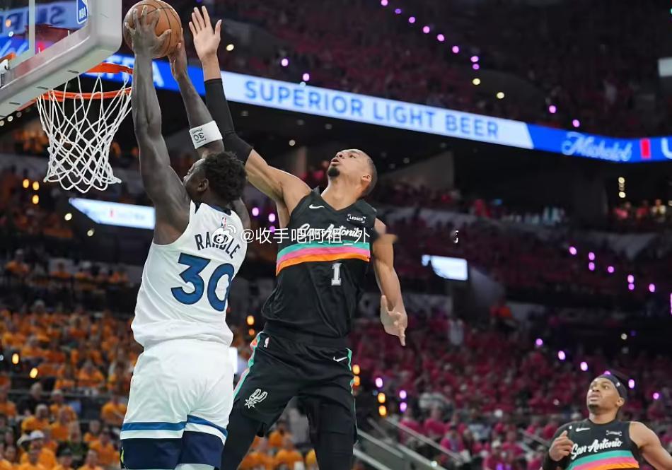 NBA季后赛西部半决赛G6，马刺客场139-109大胜森林狼，大比分4...