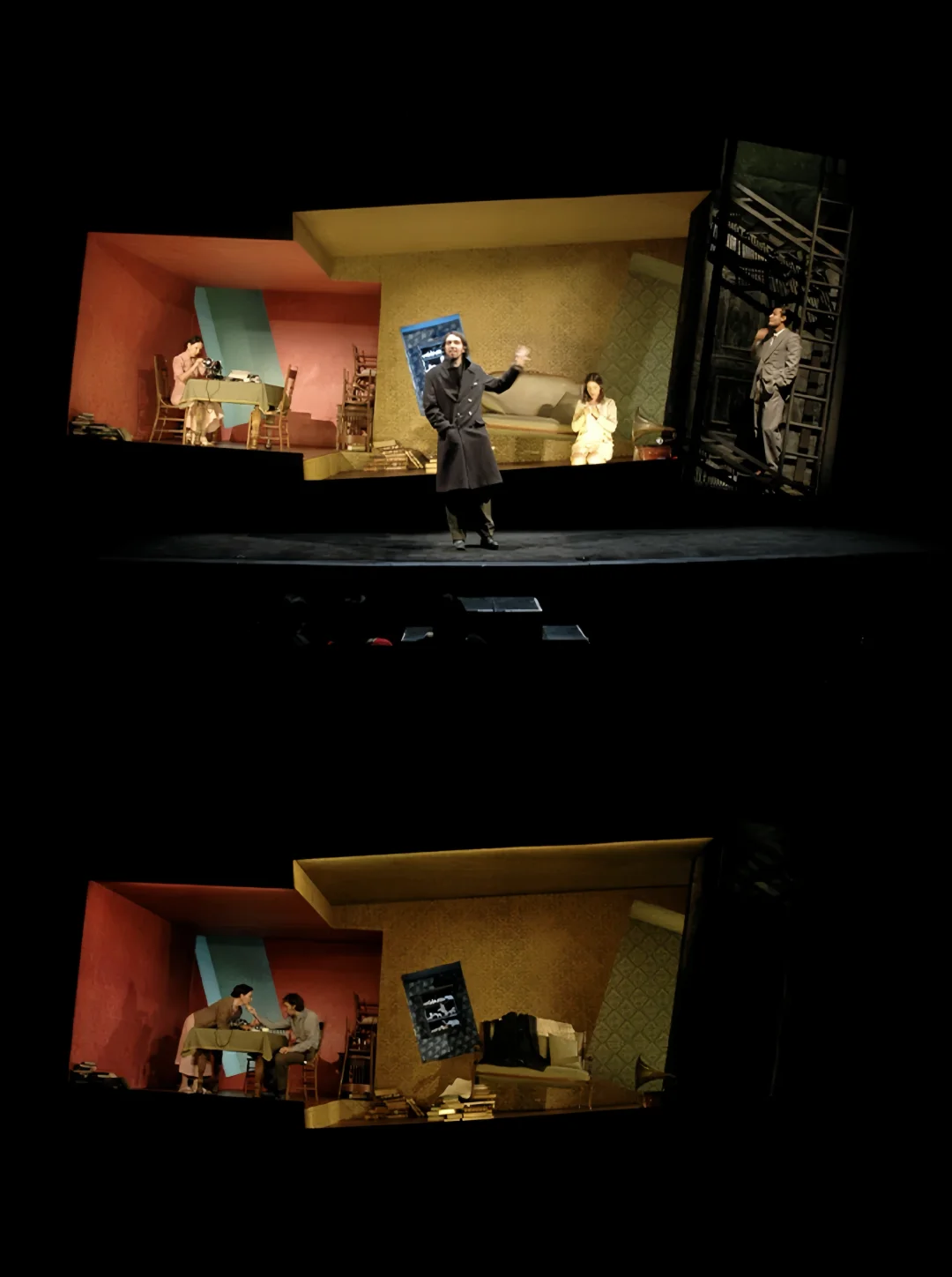 他善于利用几何结构、光影变化和空间布局