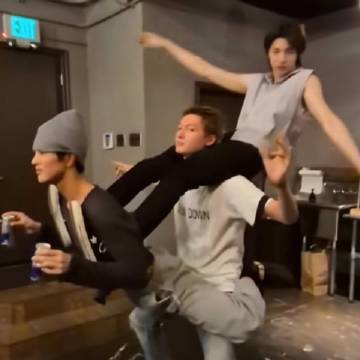 马酒四喜丸子对撞中