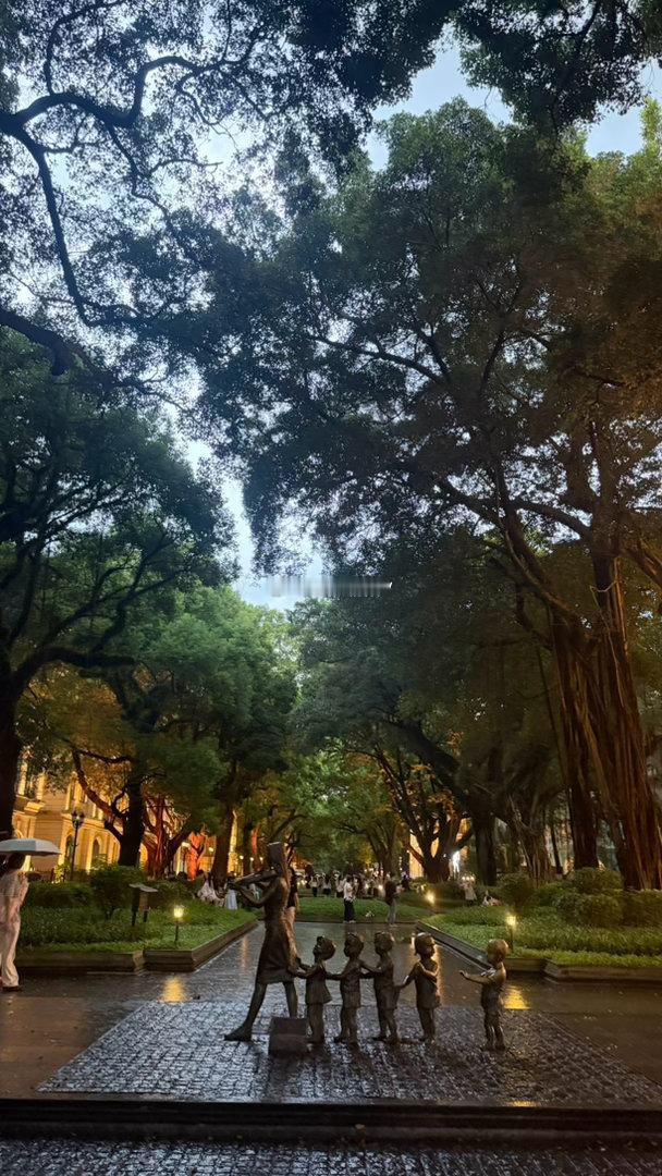 广州医美顺便旅游，来过广州多次，第一次去看广州塔，惭愧今天去了沙面岛...
