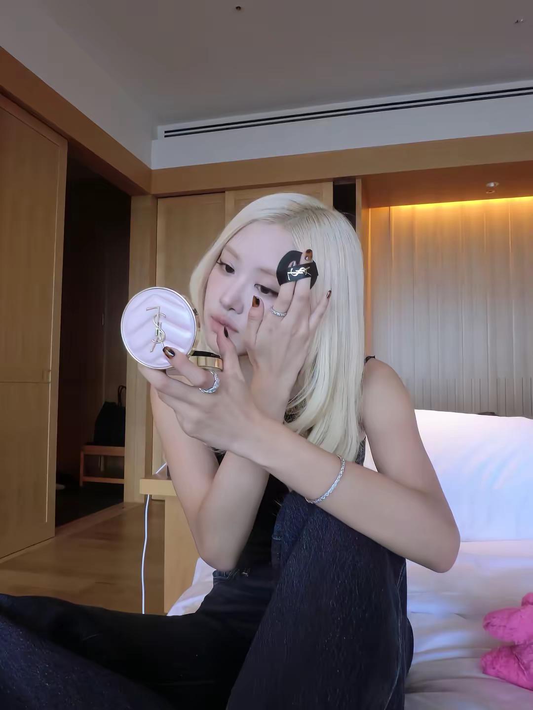 😘。ROSÉ newtrick 朴彩英新歌newtrick