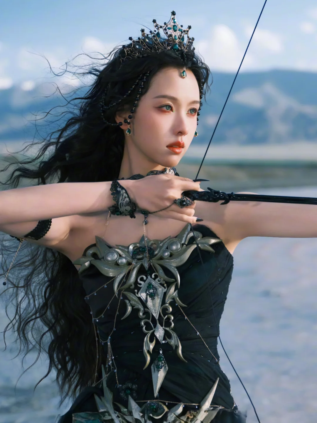 亦正亦邪，陈都灵的暗黑海妖造型释出