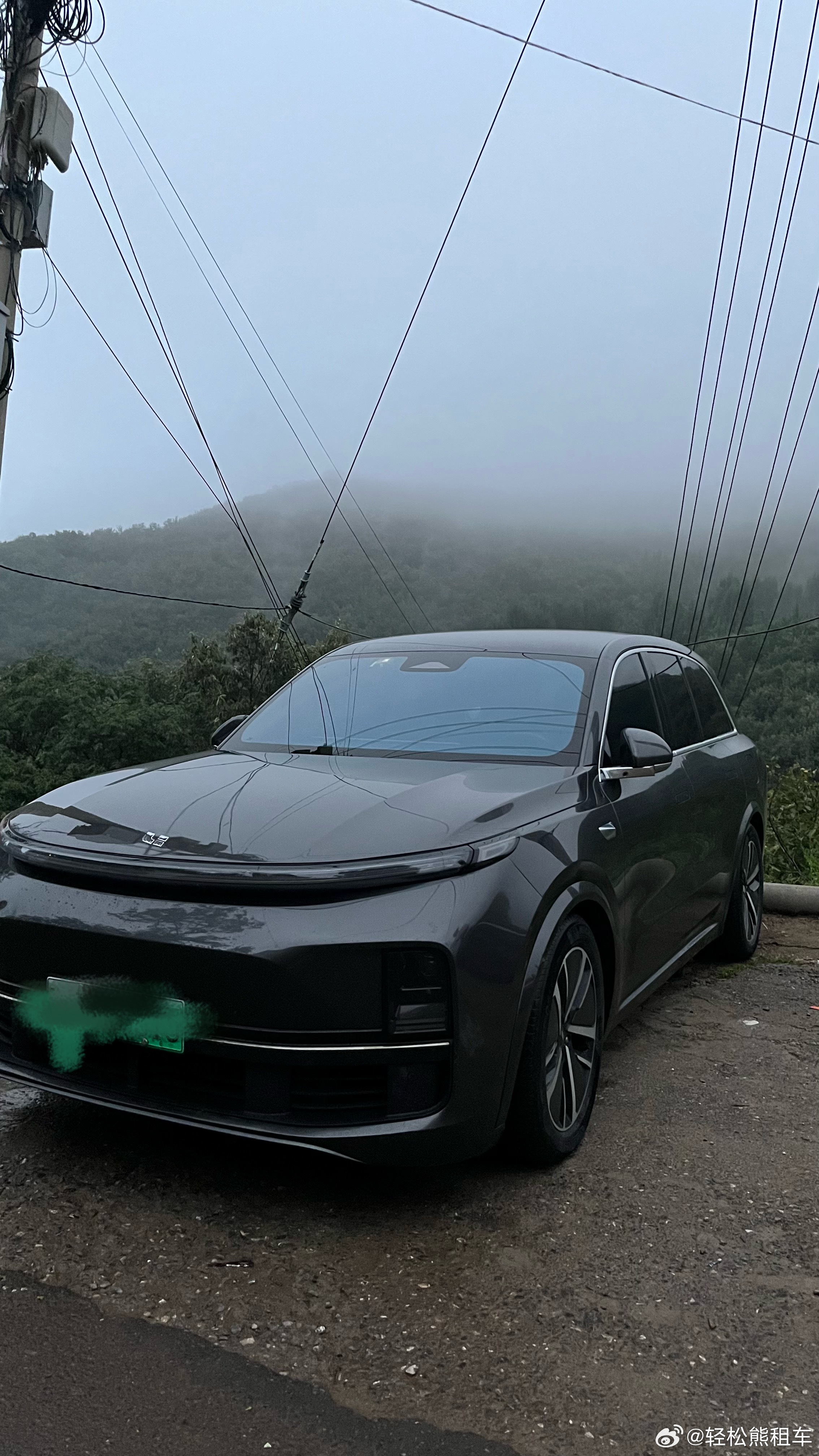 郑州市区周圈出门想租车的看过来🚗🚗
本店主打新能源车型、车型齐全经济性、豪华型
各种车型应有尽有
支持蓝色蚂蚁免押金💰💰
郑州市区以内免费配送🎊🎊
商务出行，家庭出游商务车型齐全
同时可配备司机代驾出行
#德系车[超话]##宝马[超话]##跑车[超话]##全国找车[超话]##租车##新能源汽车 ​