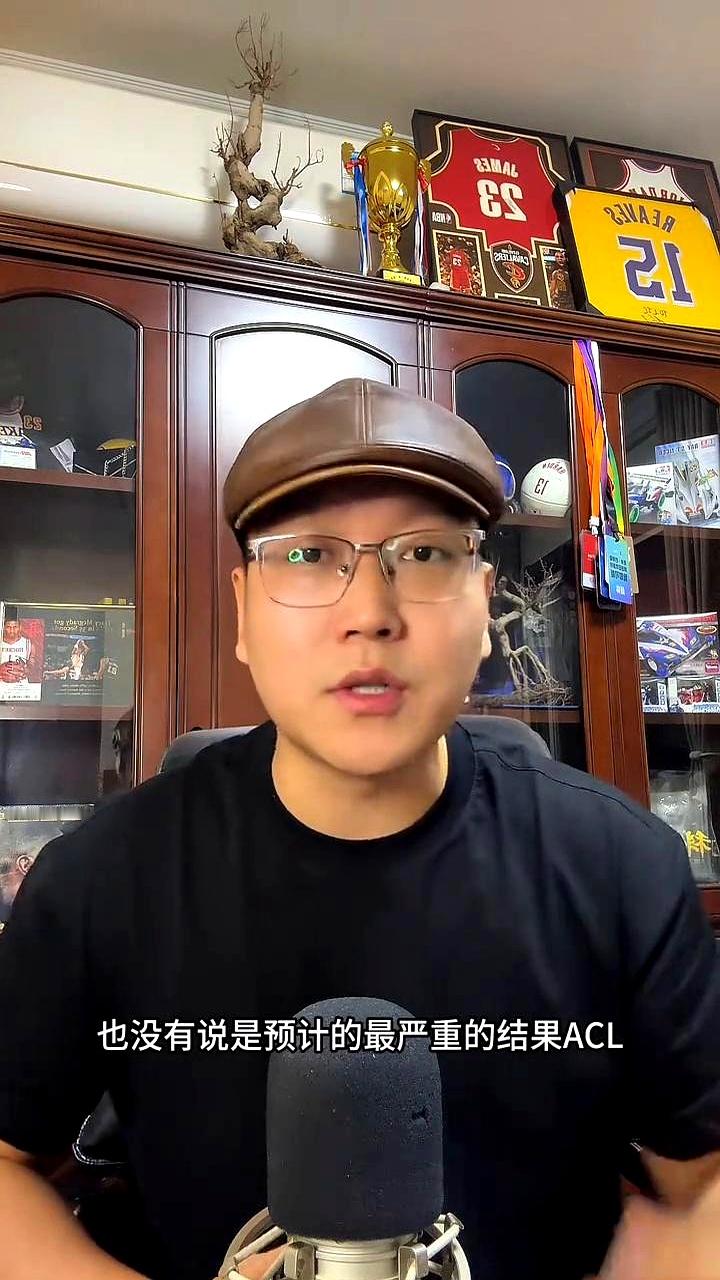 西部季后赛，打得不是球，是命。    安东尼·爱德华兹一飞冲天封盖，落...