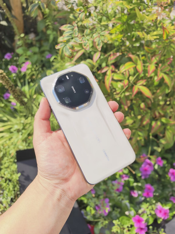 出华为Mate80 Rs 非凡大师 白色1T全套