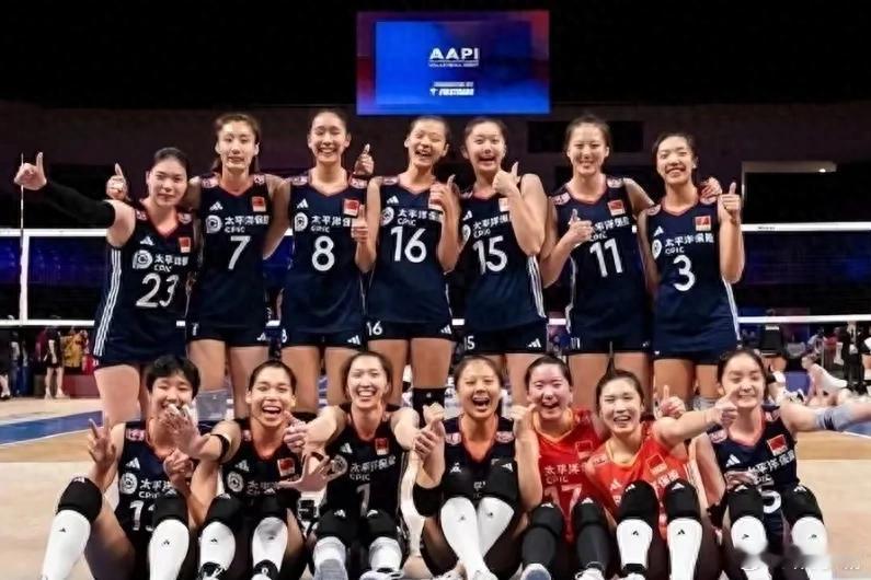 中国女排世锦赛大名单出炉，李盈莹回归增强火力，龚翔宇定海神针 2025...