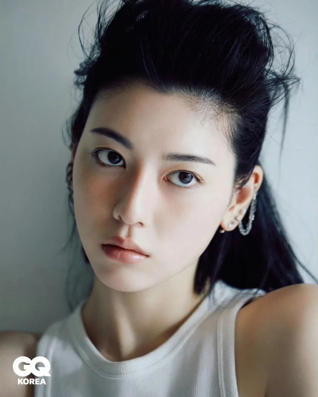 三吉彩花感觉变了，变得更美了~