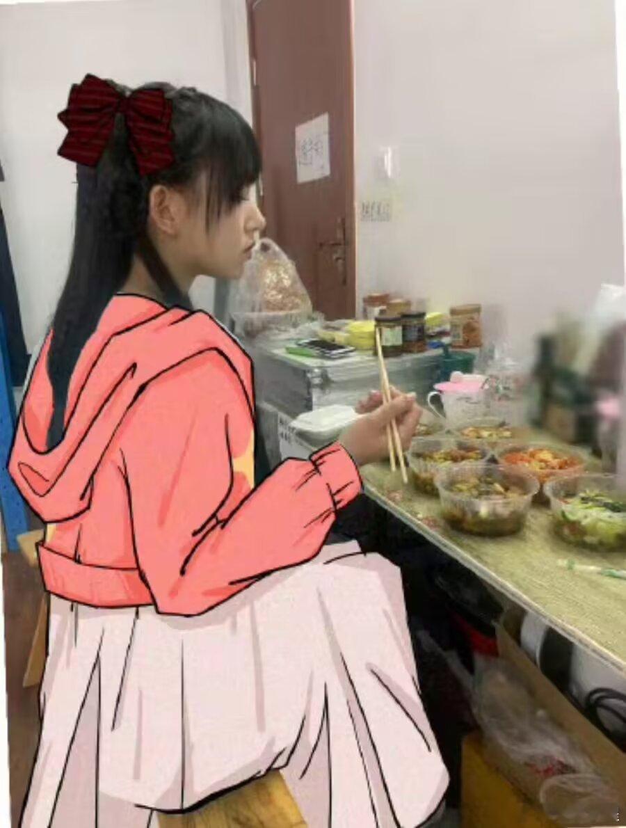 潇er要好好吃饭呀 ​