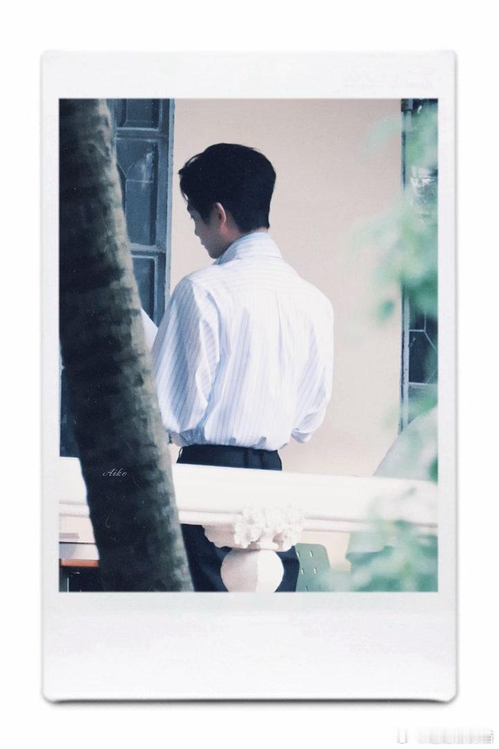 #丁禹兮[超话]##﻿丁禹兮爱在无尽夏# dyx#丁禹兮沈言﻿# 

我见过春日夏风秋叶冬雪，也踏遍南水北山东麓西岭，可这四季春秋，苍山泱水，都不及你冲我展眉一笑。

​