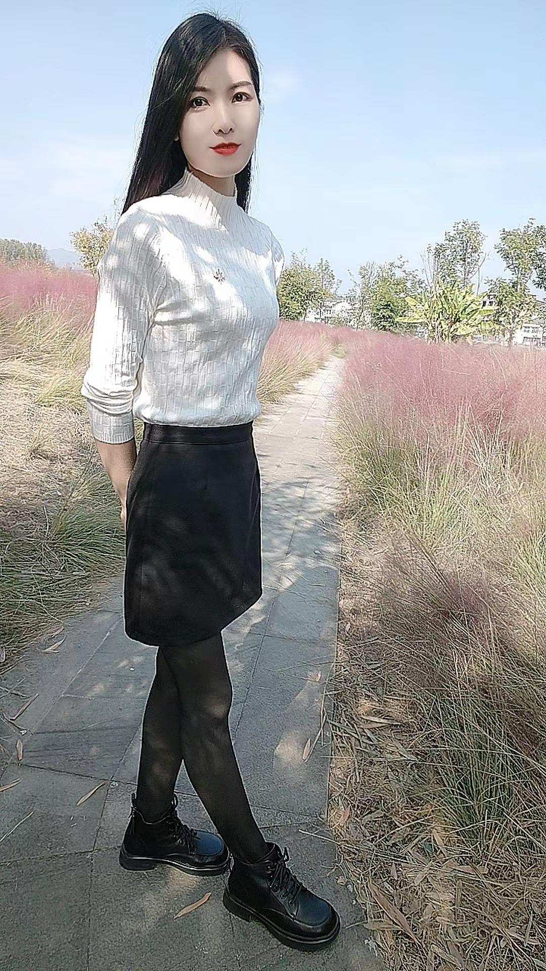 <p>情感共鸣  <!--{img:0}--><!--{img:1}-...