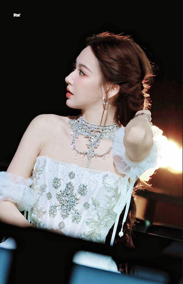 #程潇[超话]##程潇# 
优雅的公主殿下💍
​