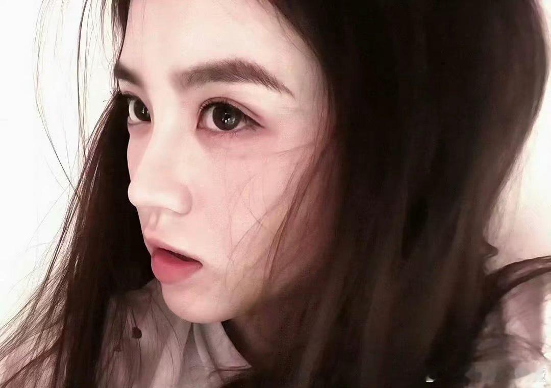 #田曦薇[超话]##田曦薇超话##田曦薇天才女友# 有没有刘海都吊打你 ​