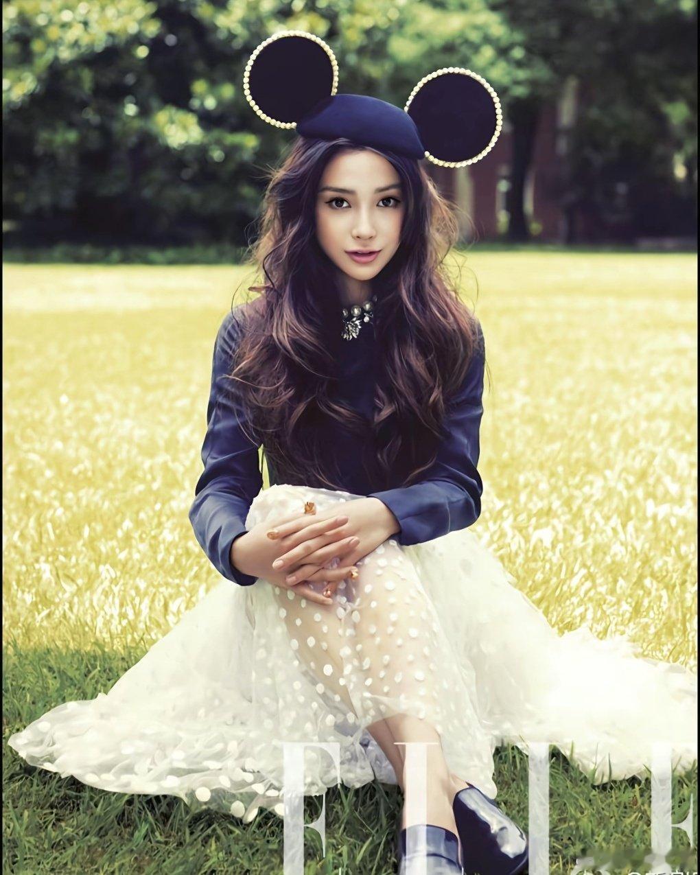 #angelababy[超话]# [抱一抱]#angelababy# 
哎 适可萌止吧！ ​