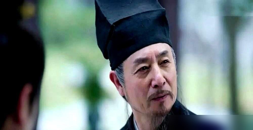 兰香拼了一辈子，最后守寡，林若梅早早就撤了，反倒活得最滋润。这结局，太扎心了。
《兰香如故》大结局，谭松韵演的沈嘉兰，满门被灭，从三等丫鬟硬生生爬回林府掌权人。斗嫡母，斗仇家，给沈家翻了案。可结果呢？丈夫没了，一个人撑着偌大的家业，守了几十年寡。
反观林若梅，当年被骂没出息，早早退出内宅争斗，嫁