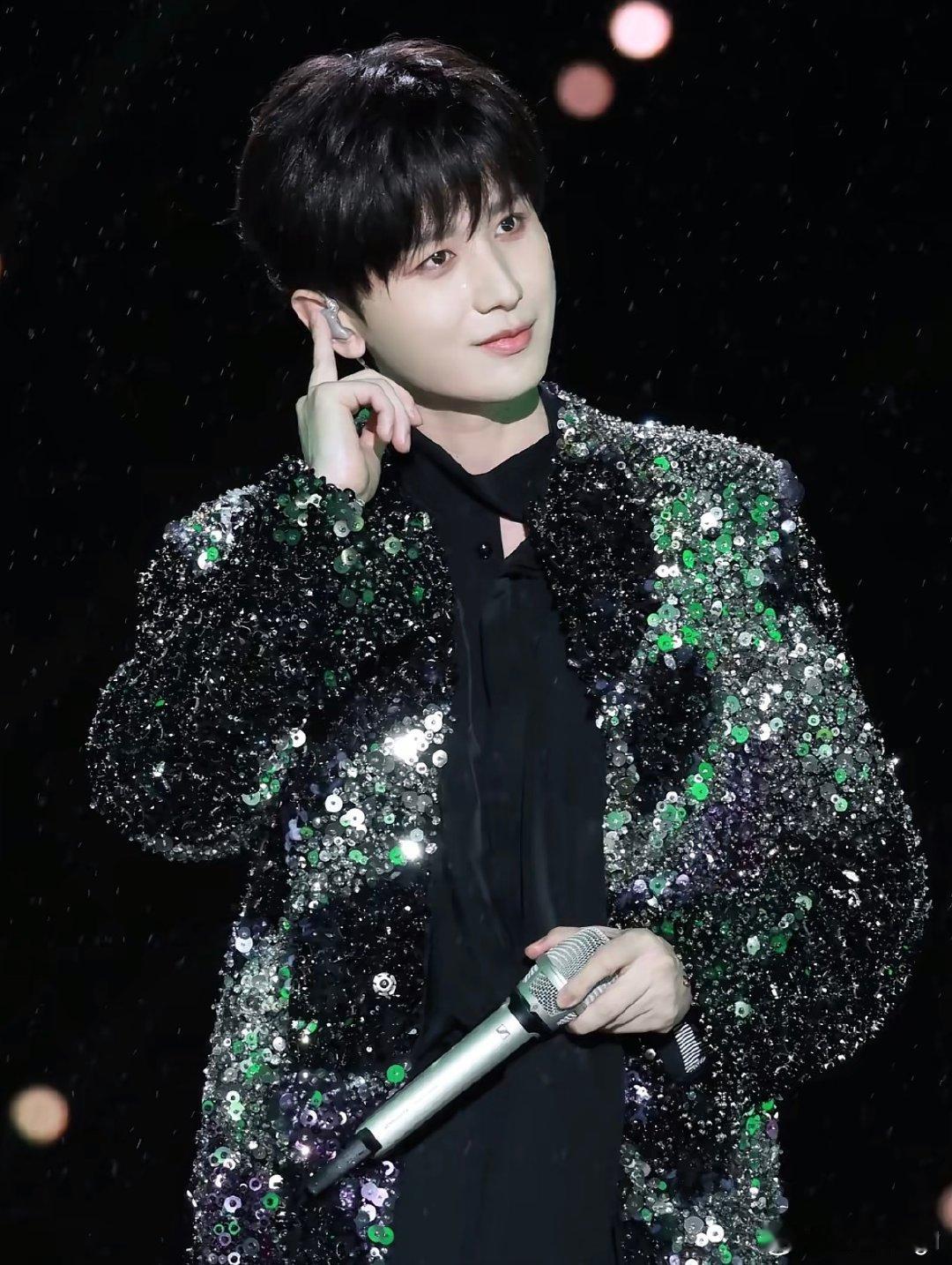 #成毅待播剧角色热度第一#cy#成毅# 

怀揣一份赤诚奔赴光影理想，愿成毅踏过岁岁朝暮，在属于自己的天地，揽尽满目星光，万事皆可期。

成毅｜傅诗淇｜卢云 | 两京十五日 | 朱瞻基 ｜狩谎｜林彦廷 ​