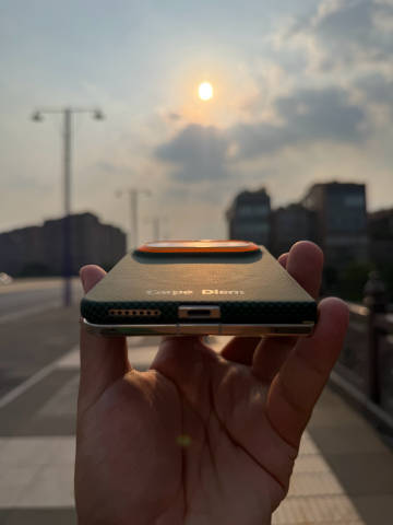 阔折叠和iPhoneAir，搭配超轻薄凯夫拉都比裸机手感爽～