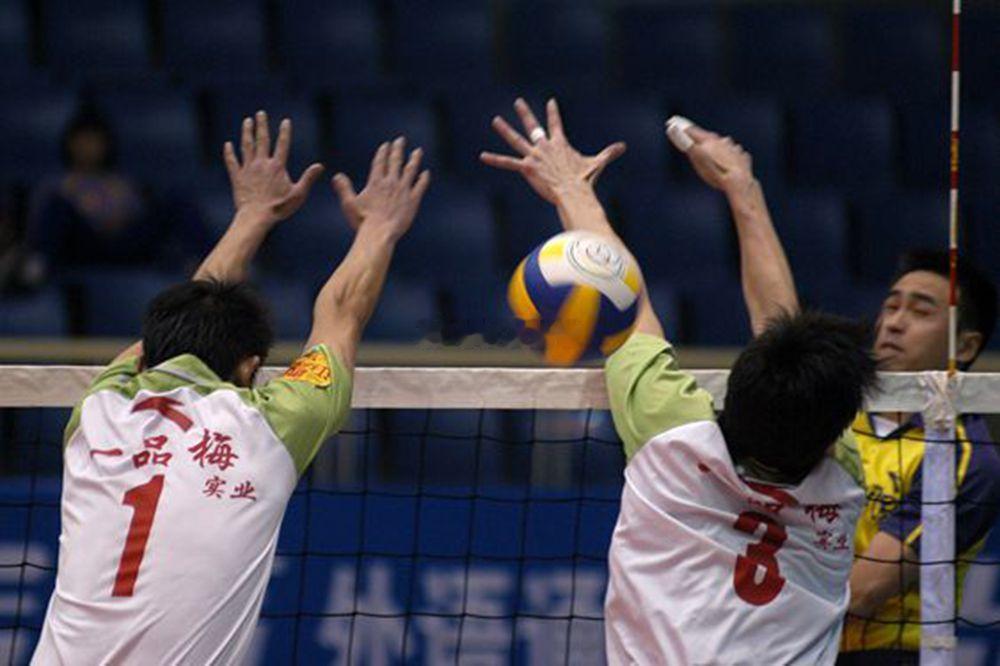 2007年3月24日，江苏南京，2006-2007赛季全国男排联赛，江苏一品梅3-0四川黄龙。 ​