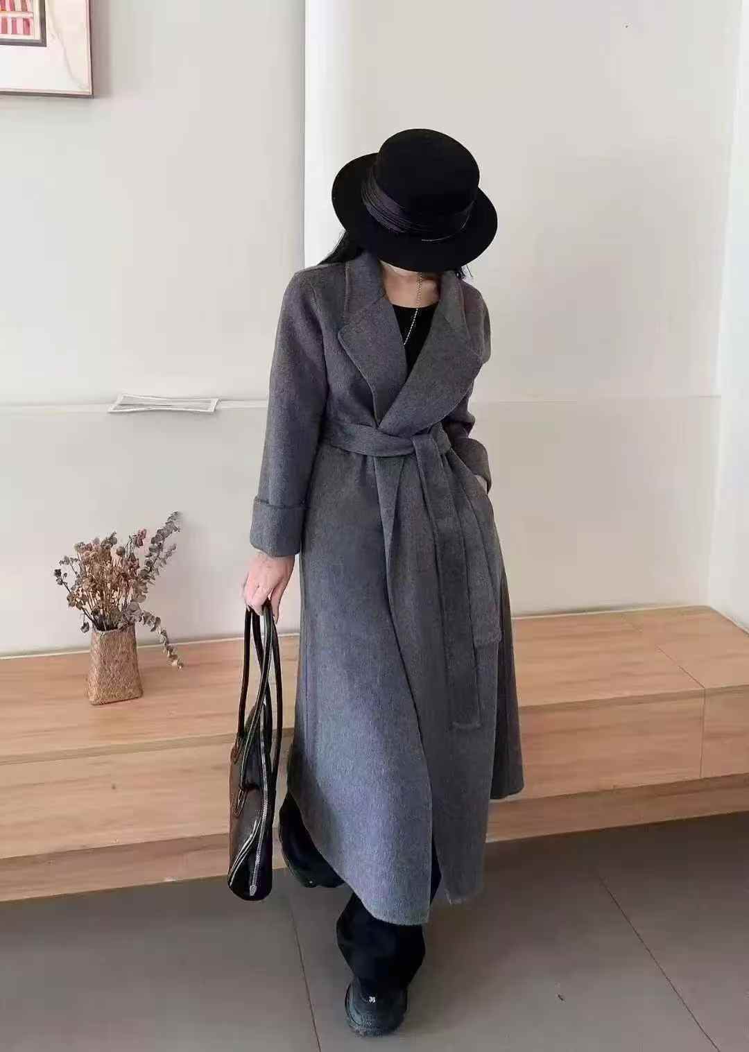 <p>御姐风穿搭 <!--{img:0}--><!--{img:1}-...