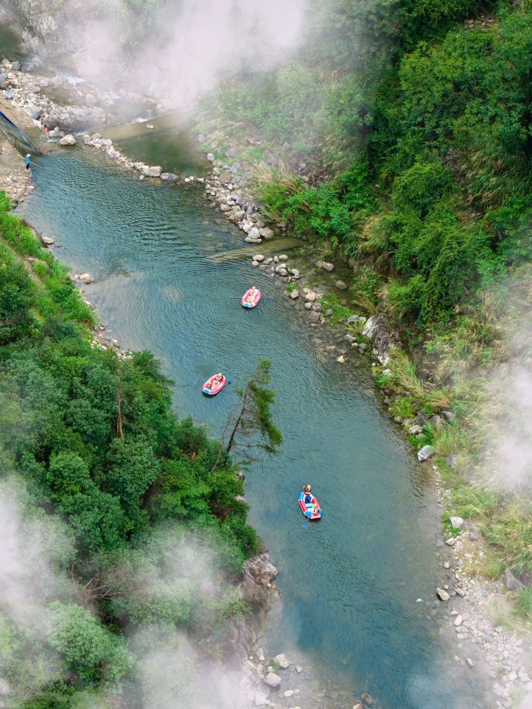 不是云贵‼️江浙沪最治愈的峡谷漂流出现了…