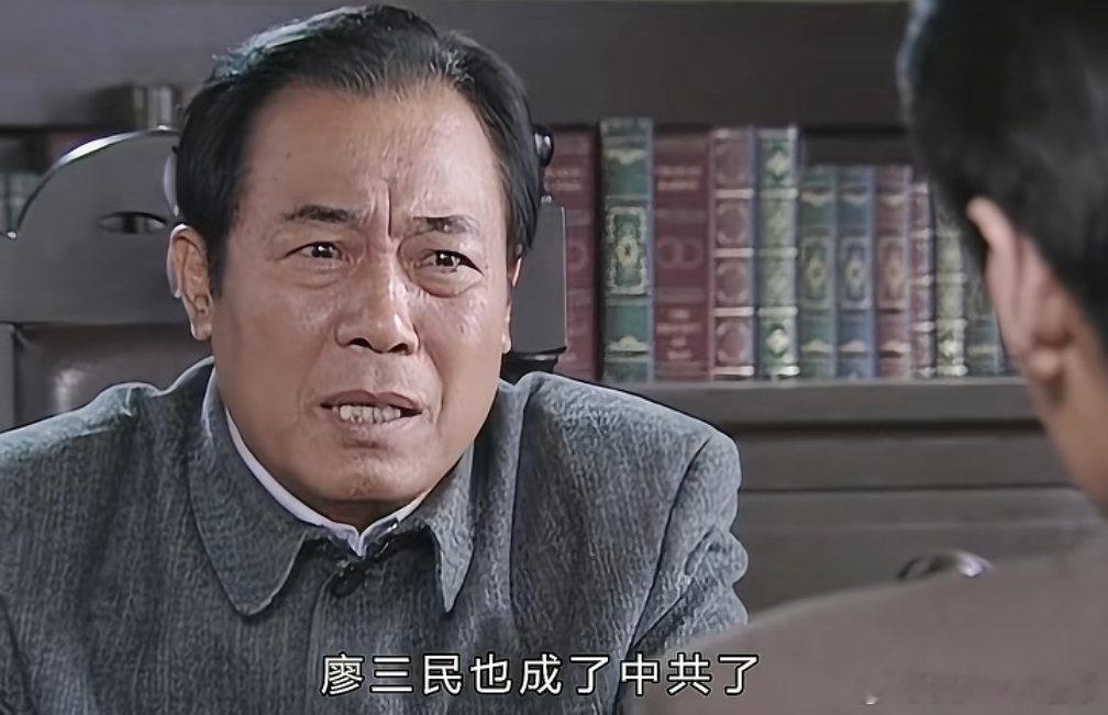 哈弗H9也成了方盒子了？蓝山也是啊？

看到如今长城的产品，我也只能用站长的话来表达内心的感受了[doge]

但是转头看到上一代蓝山和V9X、V8X的设计，呃……都变成方盒子那这是好事儿啊

#魏牌蓝山##方盒子##汽车资讯# ​