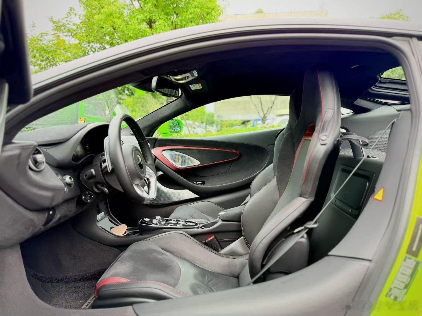 2022
迈凯轮 GT
20000KM 
陶瓷刹车 宝华韦健音响 ​