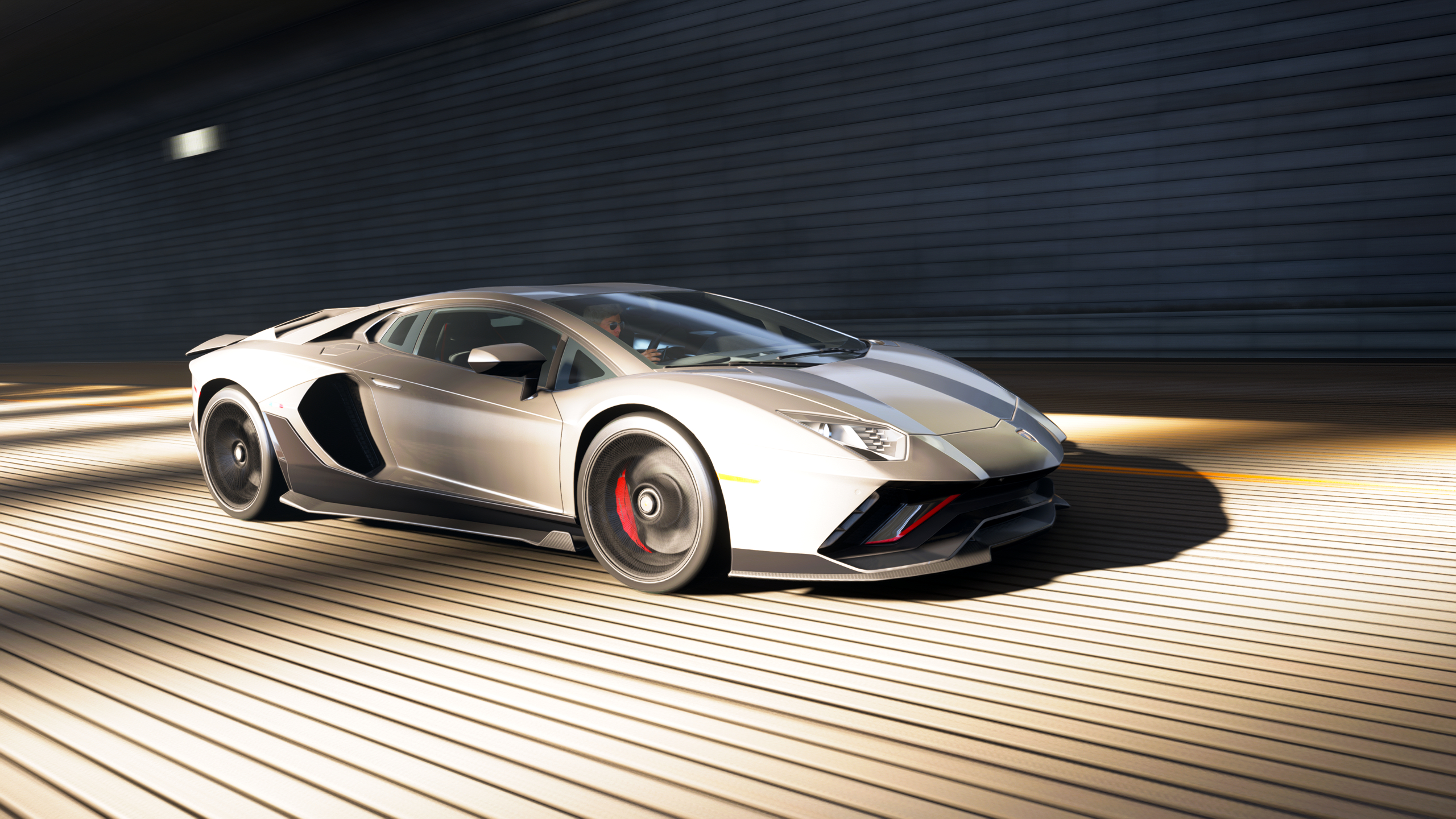 兰博基尼Aventador，你喜欢法拉利还是兰博基尼。 ​