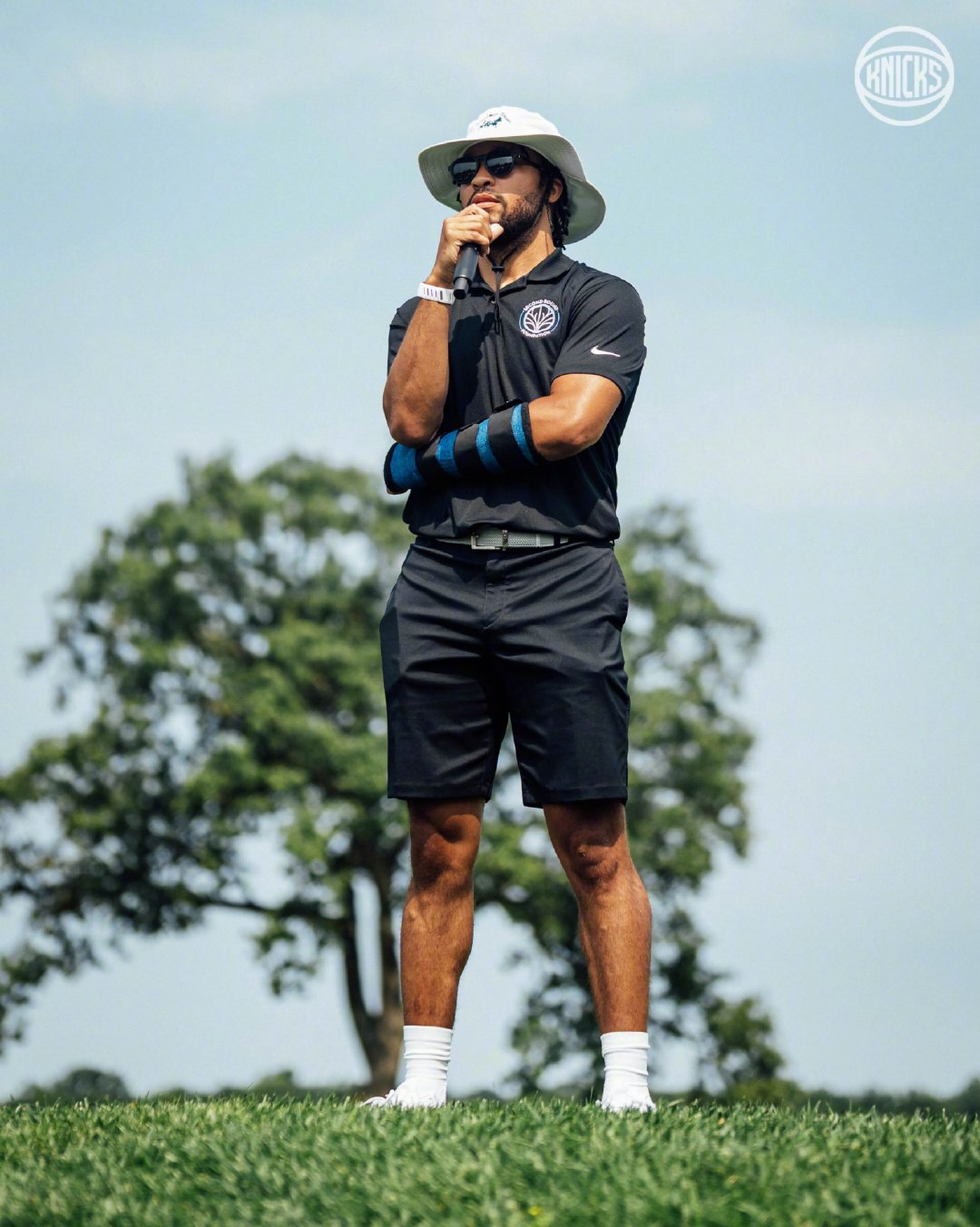 #纽约尼克斯# ｜#纽约尼克斯[超话]# 

和大家来一场夏日高尔夫⛳️[点赞] ​