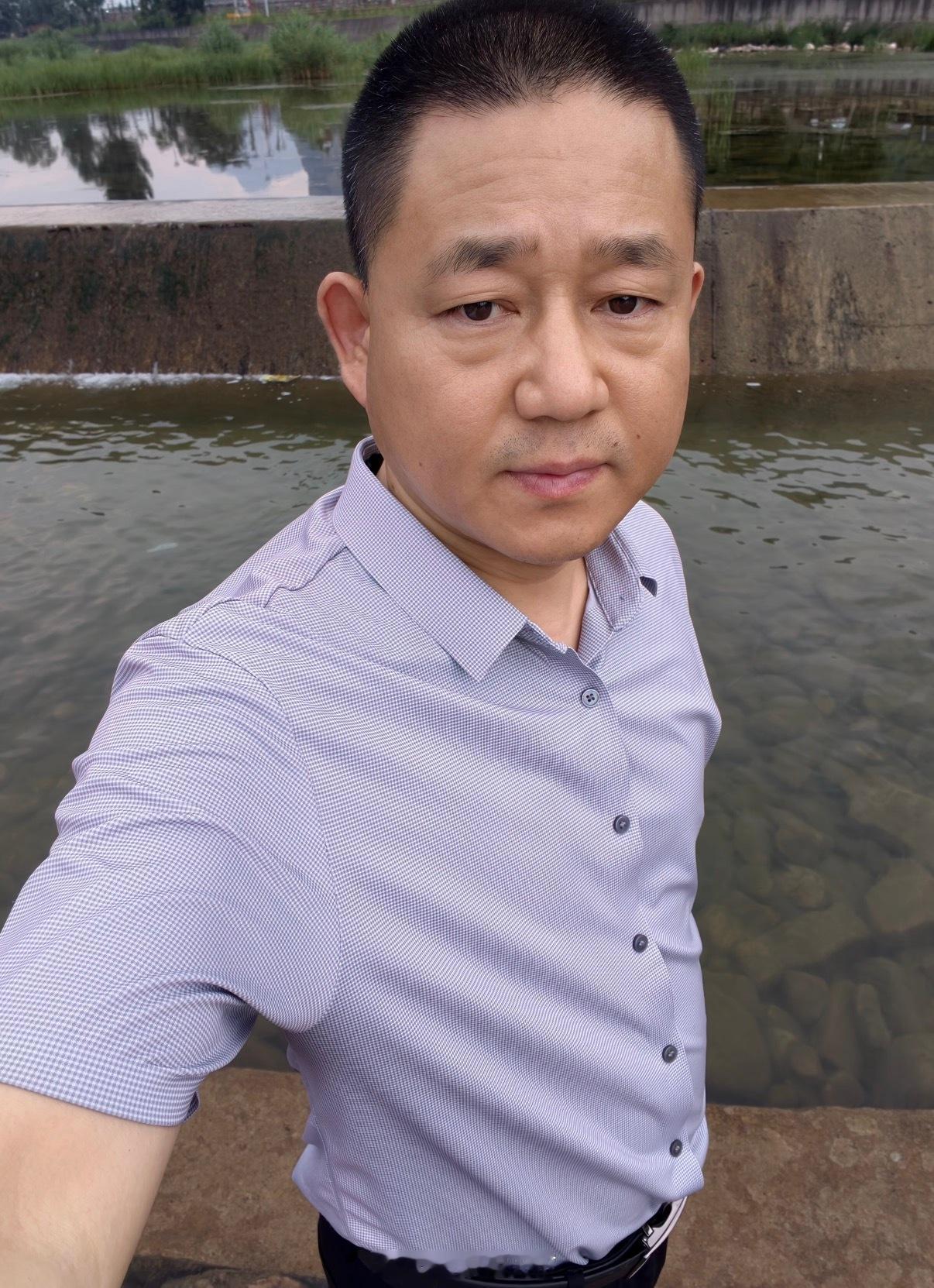 最让人意外的是居然没有看到肖战。 《得闲谨制》里肖战塑造的莫得闲，把...