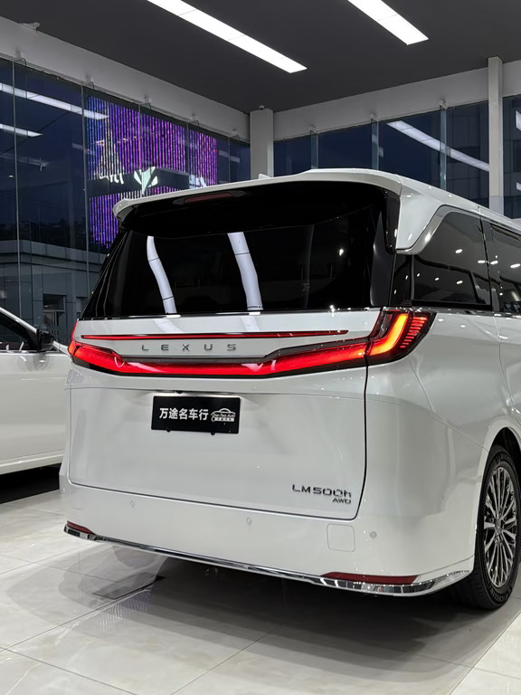 141万题26款雷克萨斯LM500！现车！新车急售🙏