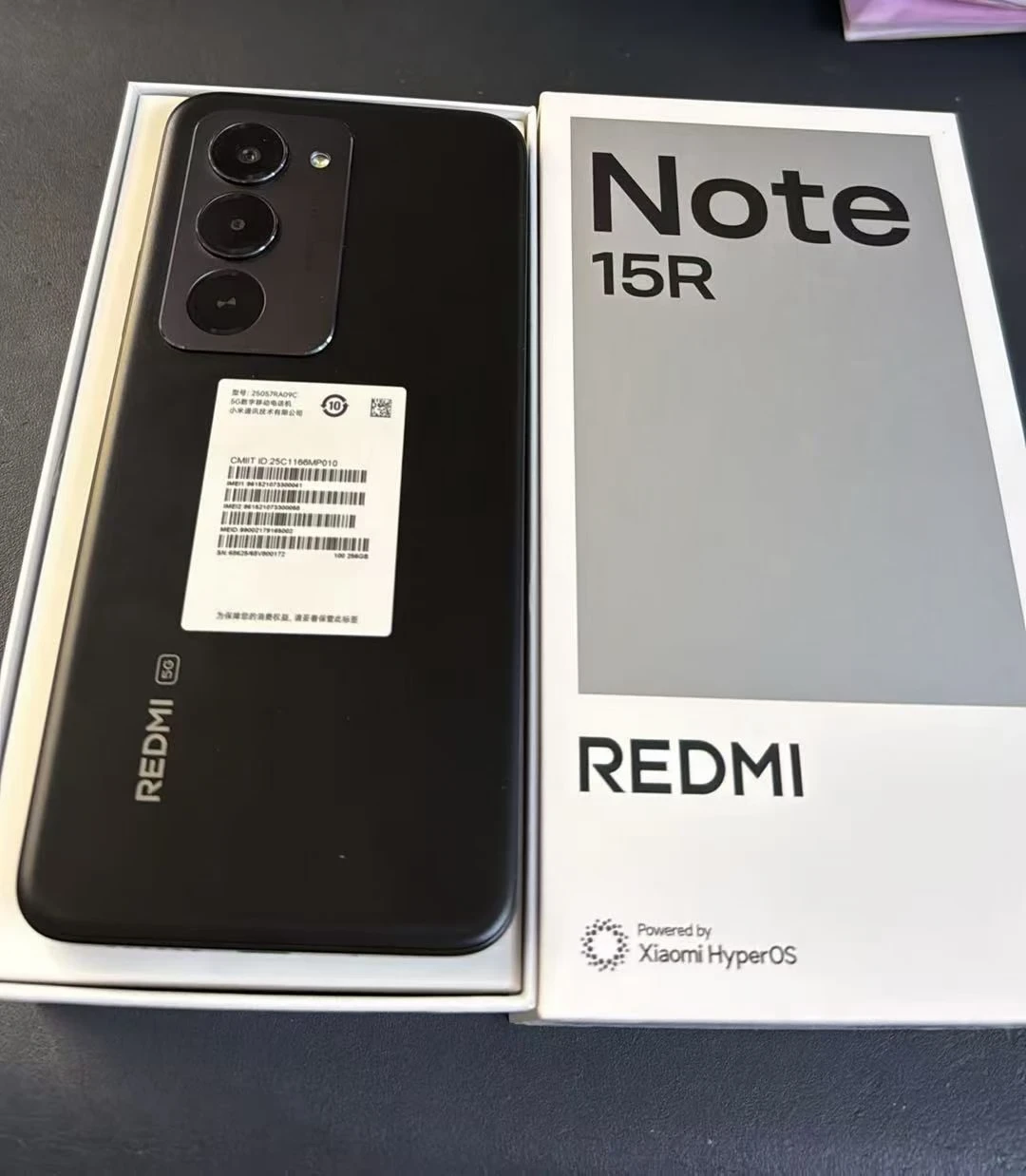 出红米note15R 8+256黑色，演示机，成色好，全套💰9XX