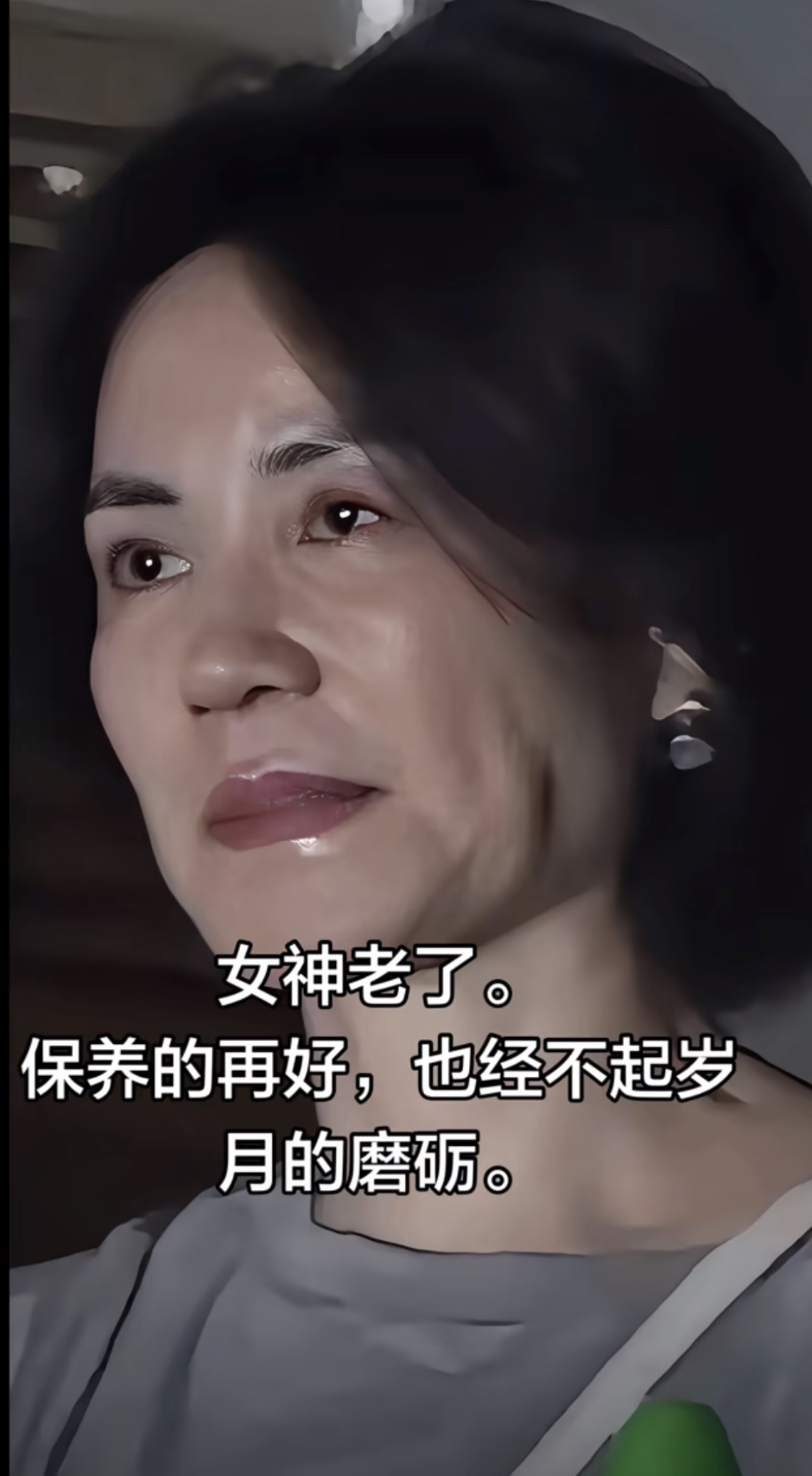 谢霆锋真的让我刮目相看，对于挑选伴侣来说，他看的绝对不是颜值。

放着张柏芝亚洲最美女星不要，却选择了性格更为沉稳的大龄姐姐王菲作为终生伴侣，他不像其他男人那么肤浅，看人看中的是人的内涵。

我老公说，几乎所有的男人看到张柏芝这种
美女都不可能走的动路，一定是选择抱得美人归，谢霆锋确实是定力十足的好