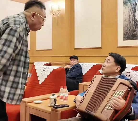 于谦为人处世方面，真的很体面到位了