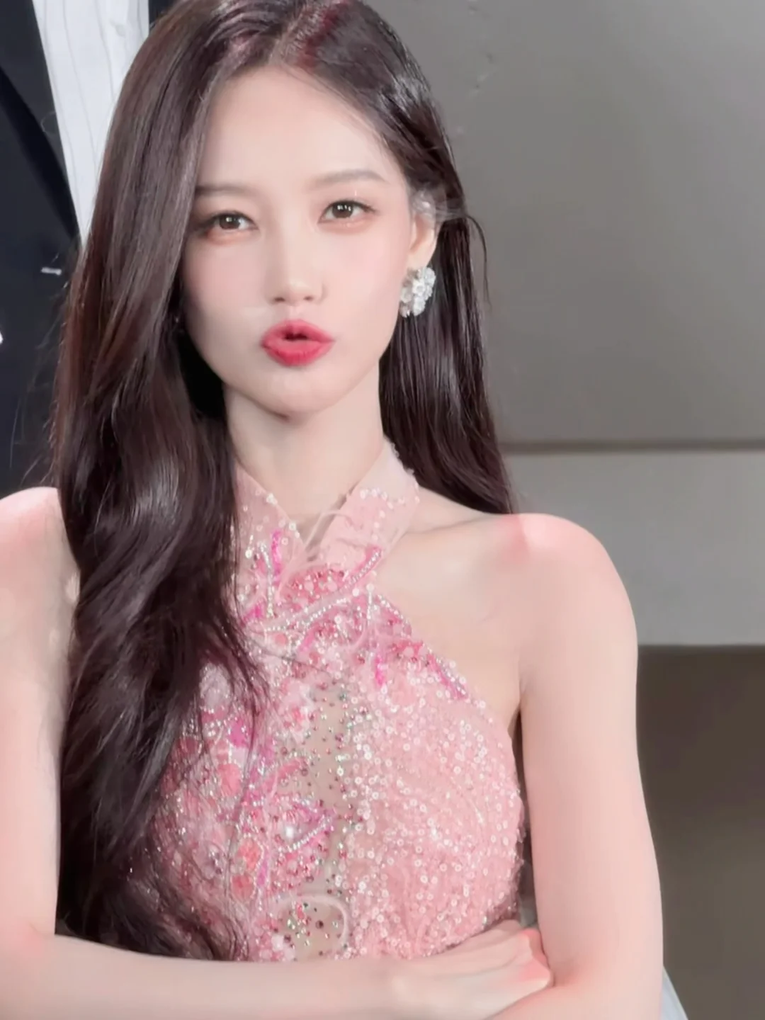 来感受李一桐的美丽✨还得是live图