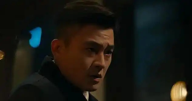 《醒来》口碑爆火，本是冲着欧豪江疏影追剧，却被52岁男配角惊艳，开播收视破2登顶全国同时段第一，这部谍战新剧太给力！ ​