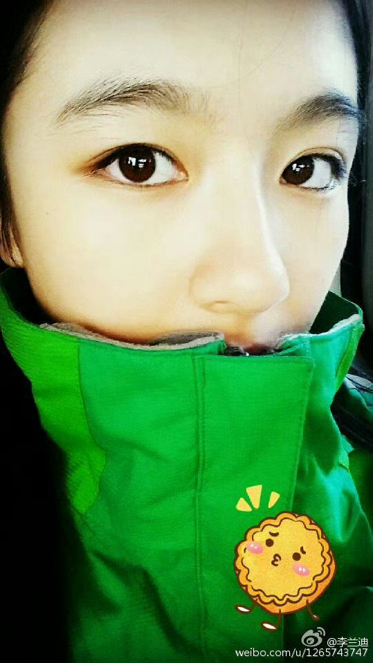 #李兰迪[超话]#  那年今日0927
150927
190927
230927 ​