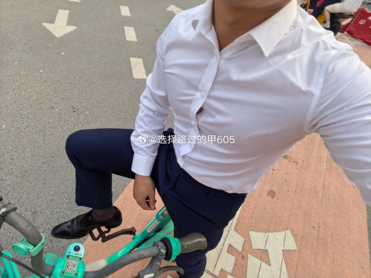 国庆假期打算去福州跟温州，有没有这两个地方的小伙伴推荐一下当地的美食呀[嘻嘻]  ​