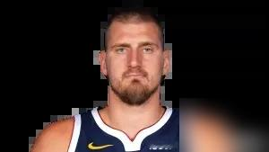 4月12号，常规赛最后一场。 掘金队给自己做了一道选择题。 他们赢...