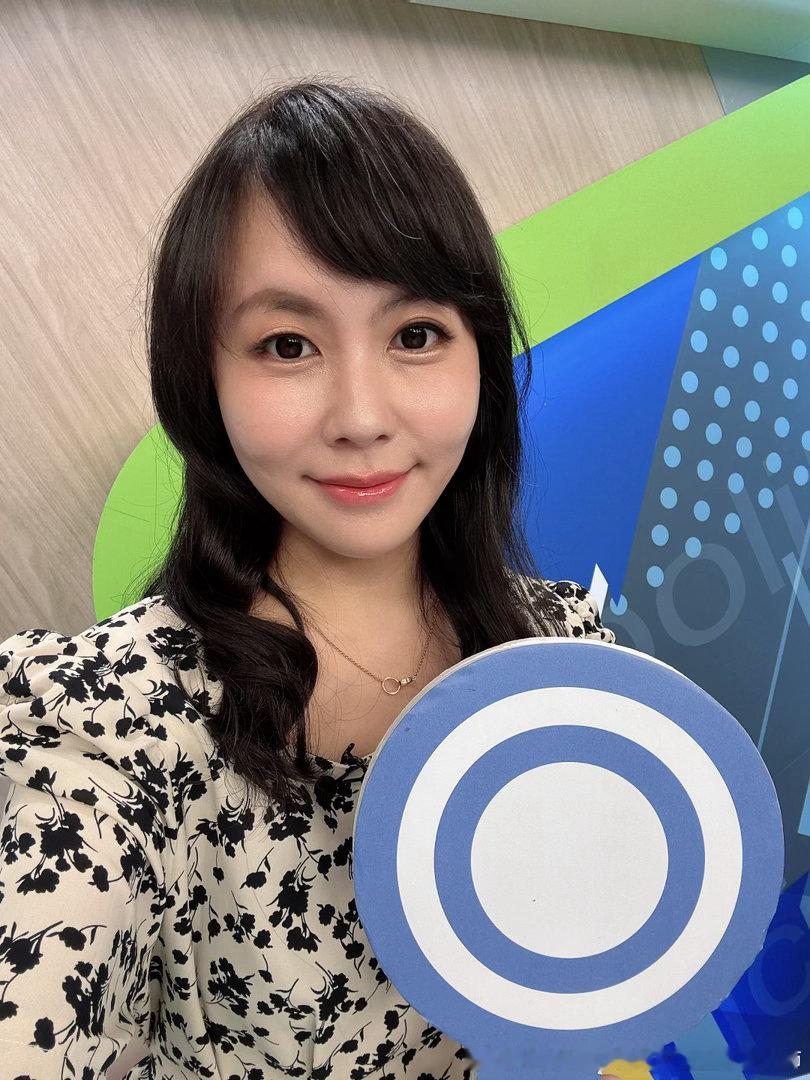 「他有精神疾病，所以可以不用负责吗？」重大刑案中常出现这句话。

今天上节目几起令人沉重的事件。

司法对精神状态与责任能力的判断，是非常严谨且复杂的专业程序，需要综合病史、犯案前后行为、精神状态与专业鉴定等资料，绝不是一句「我生病了」就能脱罪。

更重要的是，不要把精神疾病当成逃避责 ​