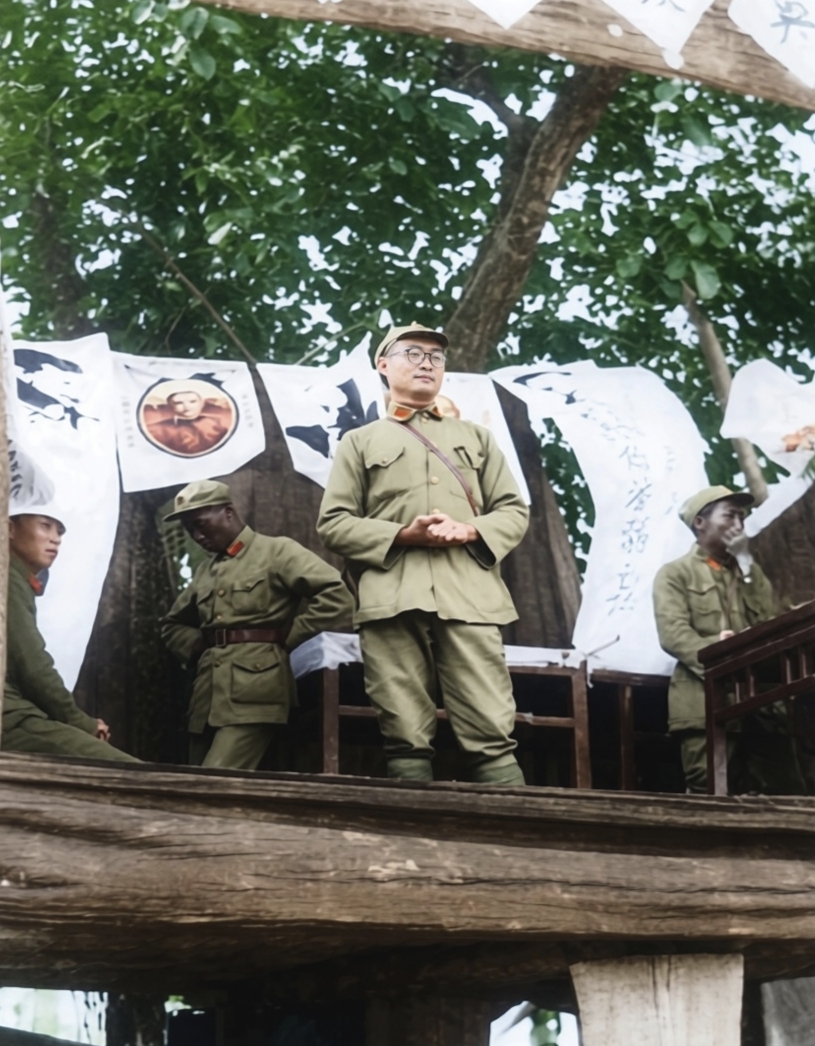 《伟大的长征》开播了！个人觉得还有点小遗憾。

1936年10月到1937年初，